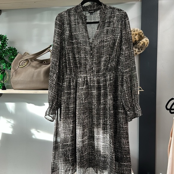 TORRID Mini Chiffon Mock Neck Dress SIZE 1 X - Picture 5 of 11